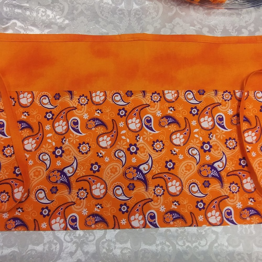 Apron, Clemson, kitchen